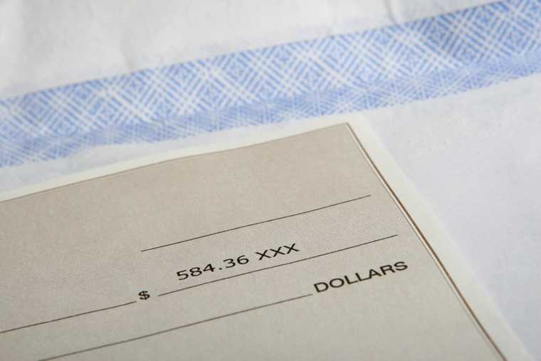 Take a deposit payment to ensure you don’t end up out of pocket and under-scheduled.