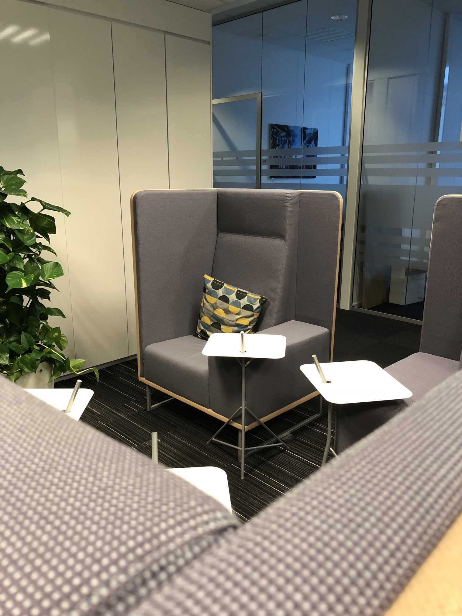 Freelancing Interview with Suganthan Mohanadasan | Tom Hirst